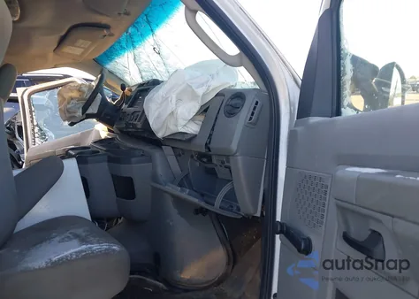 2013 Ford E-250 Commercial z USA, uszkodzony, nr VIN 1FTNE2EW0DDA30436